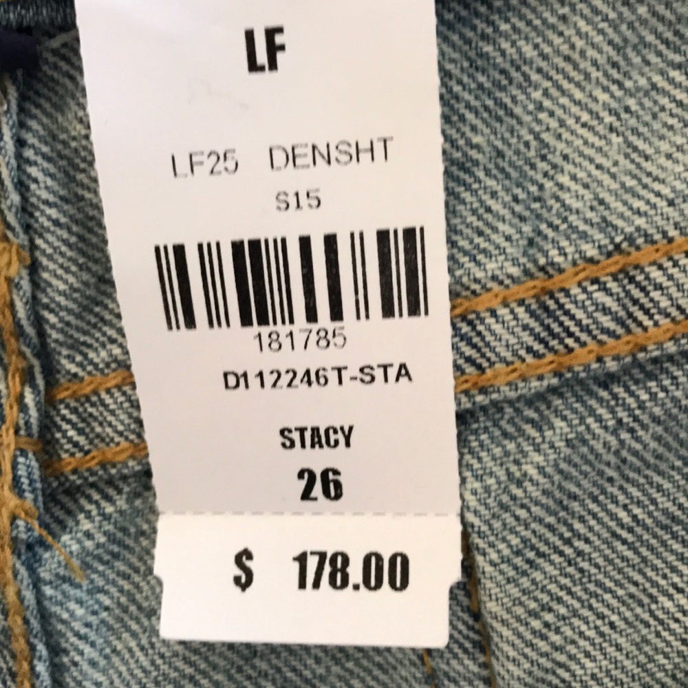 LF carmar tribal print mid rise shorts - Picture 3 of 5